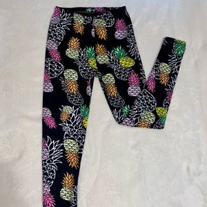 Winter/cozy leggings 🍍